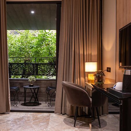 Alpine Hotel And Villas Dharamshala Bagian luar foto